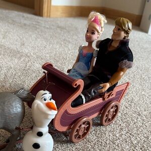 Royal Winter Adventure Doll Set with Sleigh